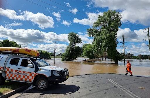 SES crews worked hard on Monday to serve the community during an almost record breaking flood event. Picture by NSW SES Bathurst Unit