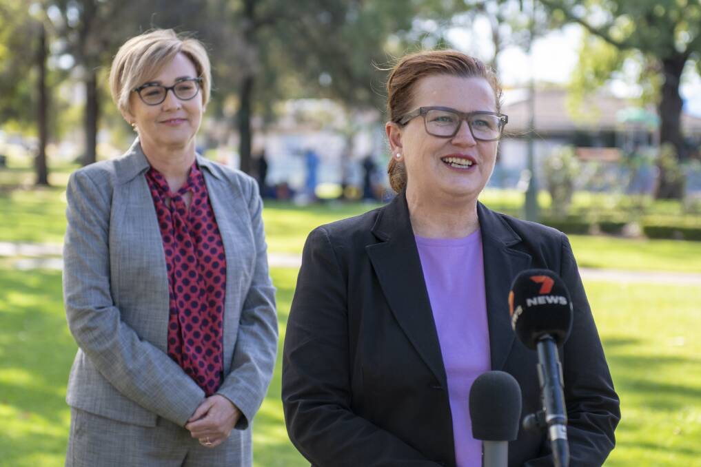 Minister for women Jodie Harrison (L) and Housing Plus acting CEO Penny Dordoy announced the new refuge in Dubbo. Picture by Belinda Soole