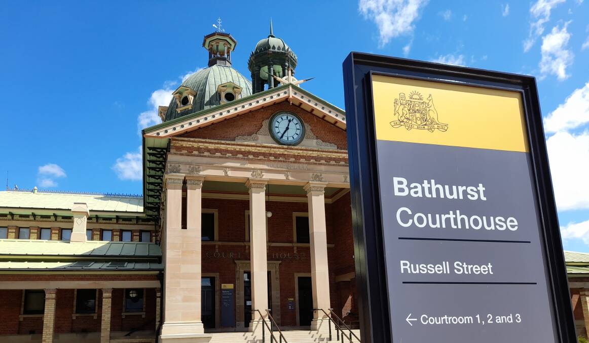 Man wanted in various states caught in Bathurst after allegedly trying to flee from police