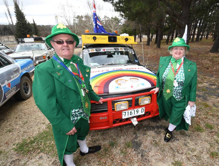 Saan and Eileen Donaghey, from Mittagong, with their 1964 EH Holden when the B to B Bash stopped at Bathurst in 2018. Picture by Chris Seabrook.