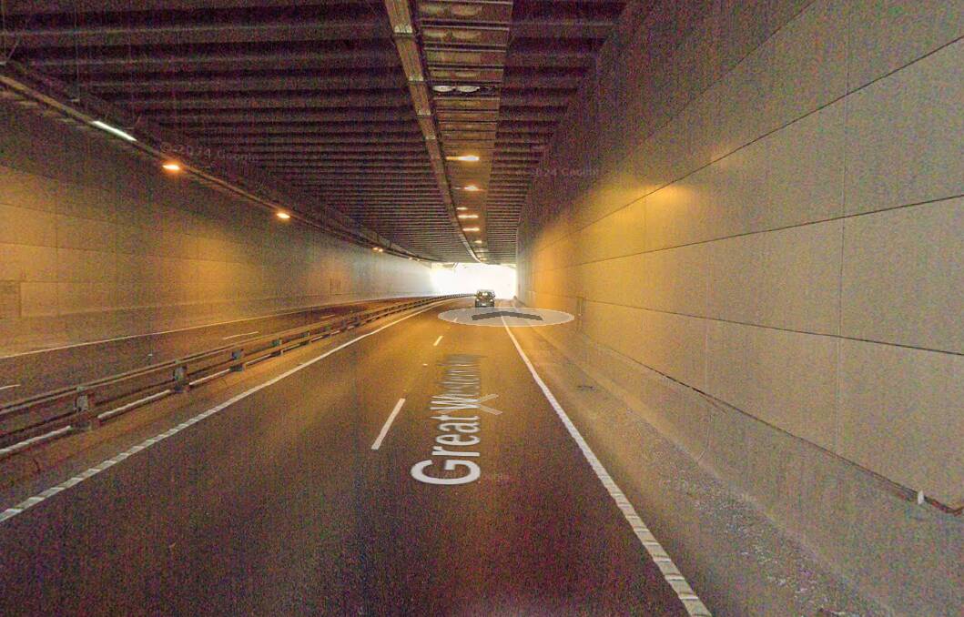 Inside the Great Western Highway tunnel at Leura. Picture from Google Maps.