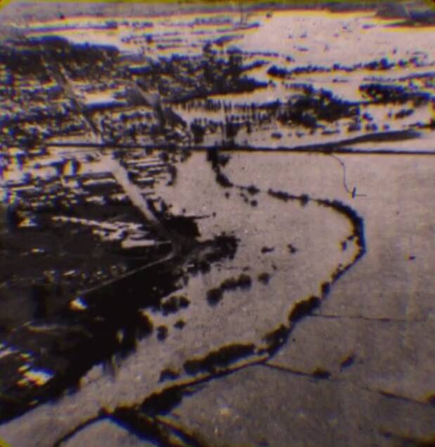 A photograph of the Bathurst flood of 1964 taken from the Allianz video.