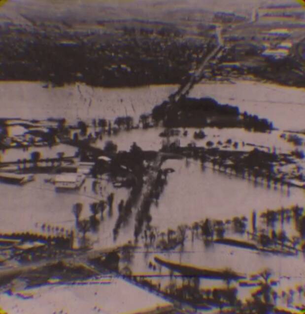 A photograph of the Bathurst flood of 1964 taken from the Allianz video.