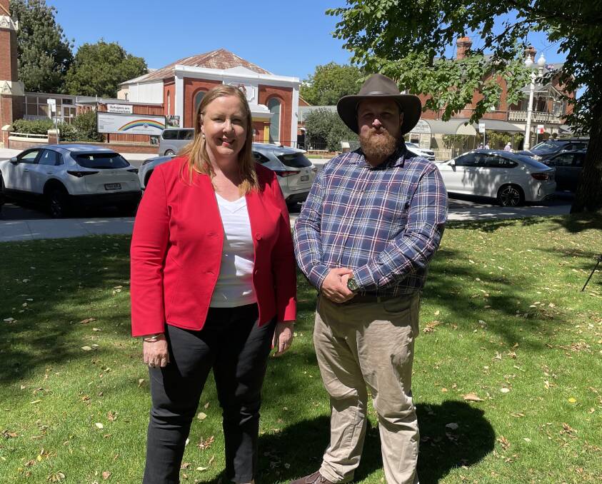 Shadow minister for regional roads and transport Jenny Aitchison with Labor's candidate for the seat of Bathurst, Cameron Shaw.