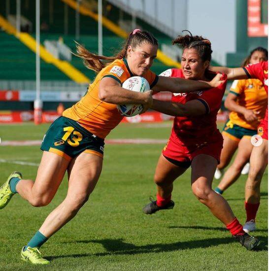PREP: Jakiya Whitfeld and her Aussie team-mates mixed things up at training ahead of round five of the World Rugby Sevens Series. Photo: AUSSIE 7S INSTAGRAM.