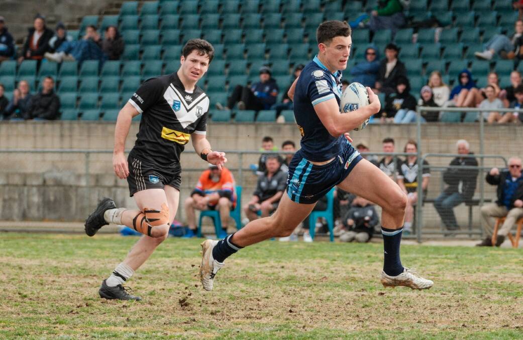 Harry Wald in open space for Hawks' under 18s in 2023. Picture by James Arrow