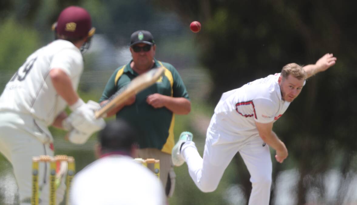 Marcus Turnbull in action for Bathurst City on Saturday. Picture by Phil Blatch.
