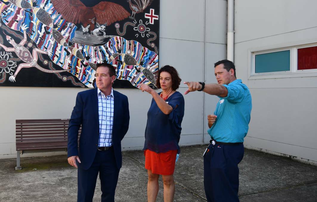 GOOD NEWS: Member for Bathurst Paul Toole at Bathurst hospital with the general manager, Cathy Marshall, and chief radiographer Corey Hemopo.